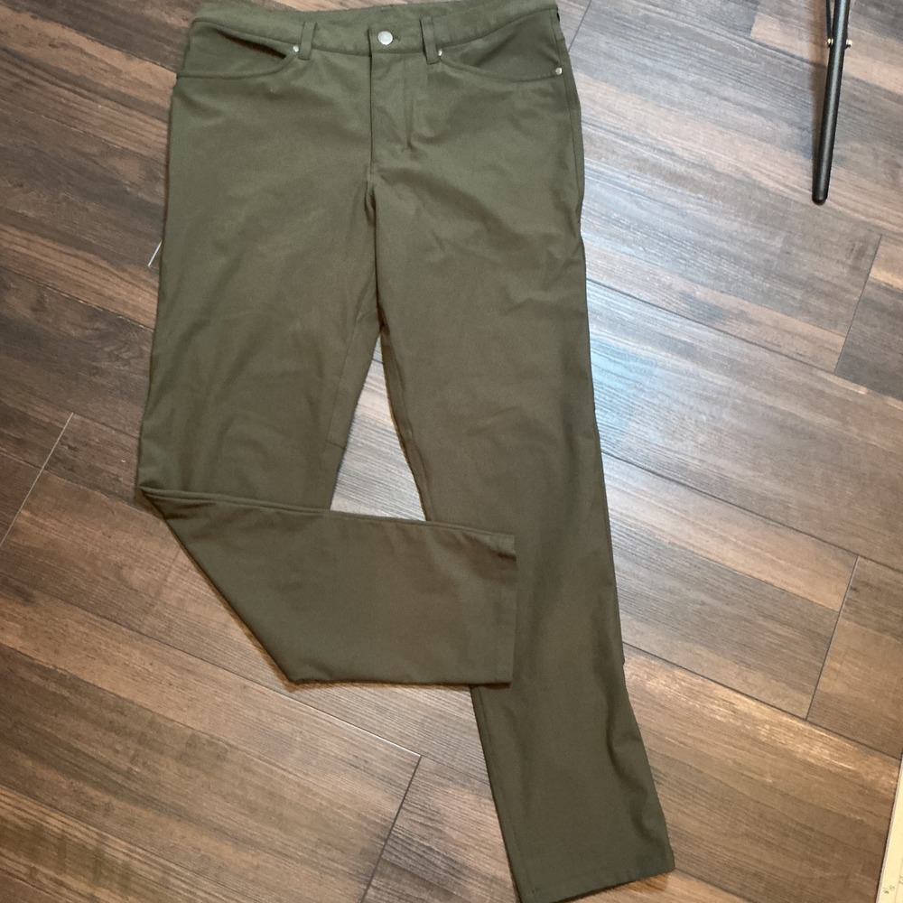 Lululemon ABC Pant Classic Warpstreme Olive Green 5-Pocket Slim Straight 32x32